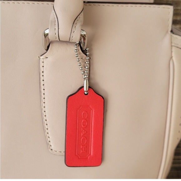 COACH Legacy Candace  perforated leather Carryall NWOT - Picture 5 of 11